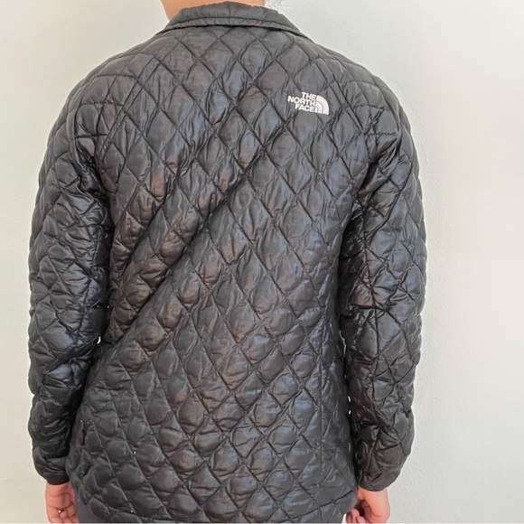North Face Black Puffer - Picture 4 of 8